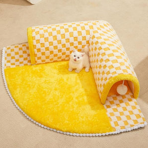 L-Shaped Plush Cat Tunnel Bed - Corner Hideout & Lounge Mat with Interactive Toy Ball